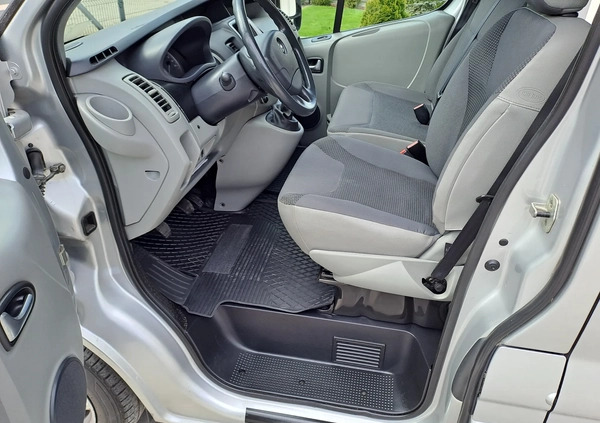 Opel Vivaro cena 39800 przebieg: 167700, rok produkcji 2010 z Wyszków małe 172